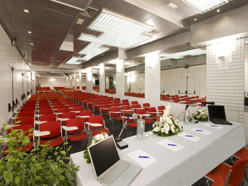 Hotel Savoy Pesaro Affari foto